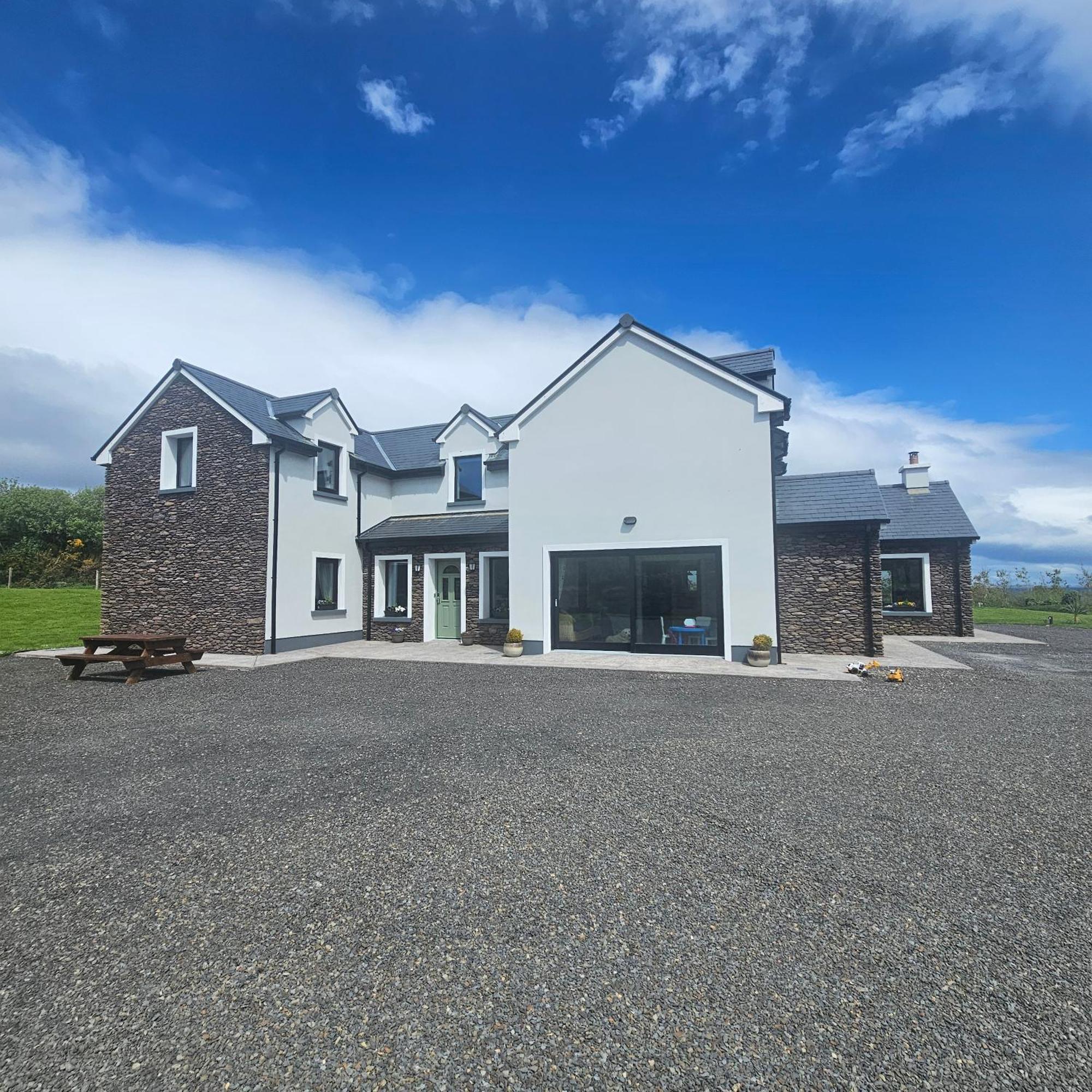 Apartamento The Cé Hideout Tralee Exterior foto